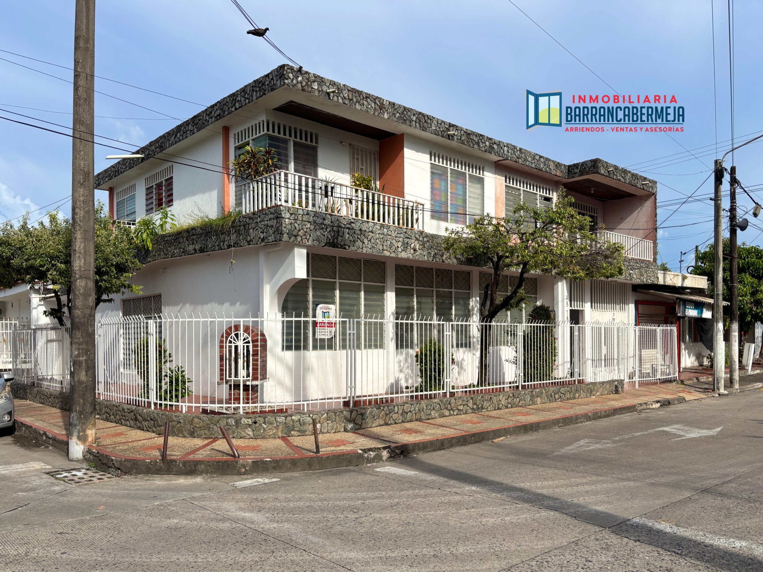 CASA EN ARRIENDO BARRIO INSCREDIAL