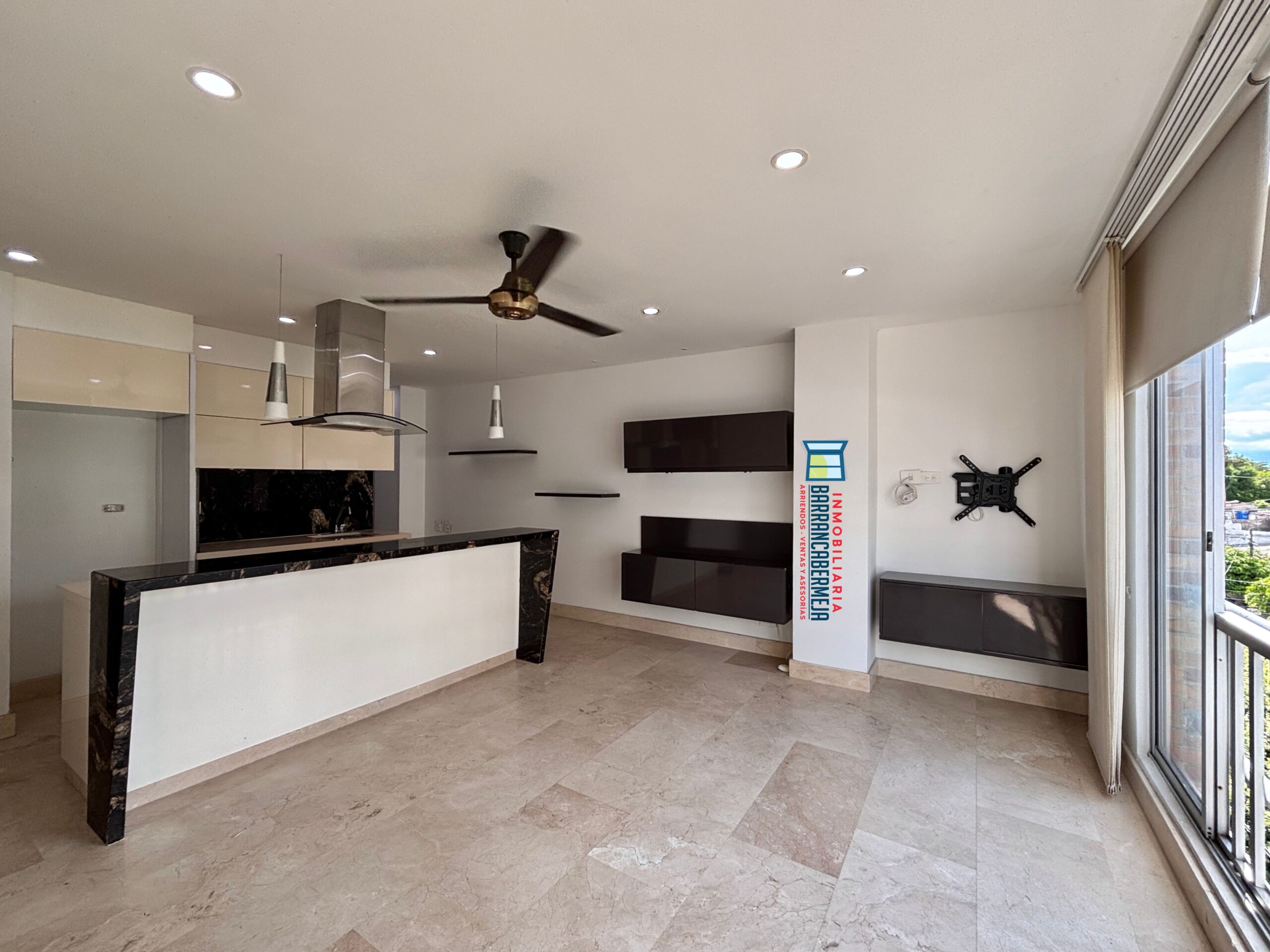 APTO EN VENTA BARRIO PUEBLO NUEVO, EDIF LAURELES 302
