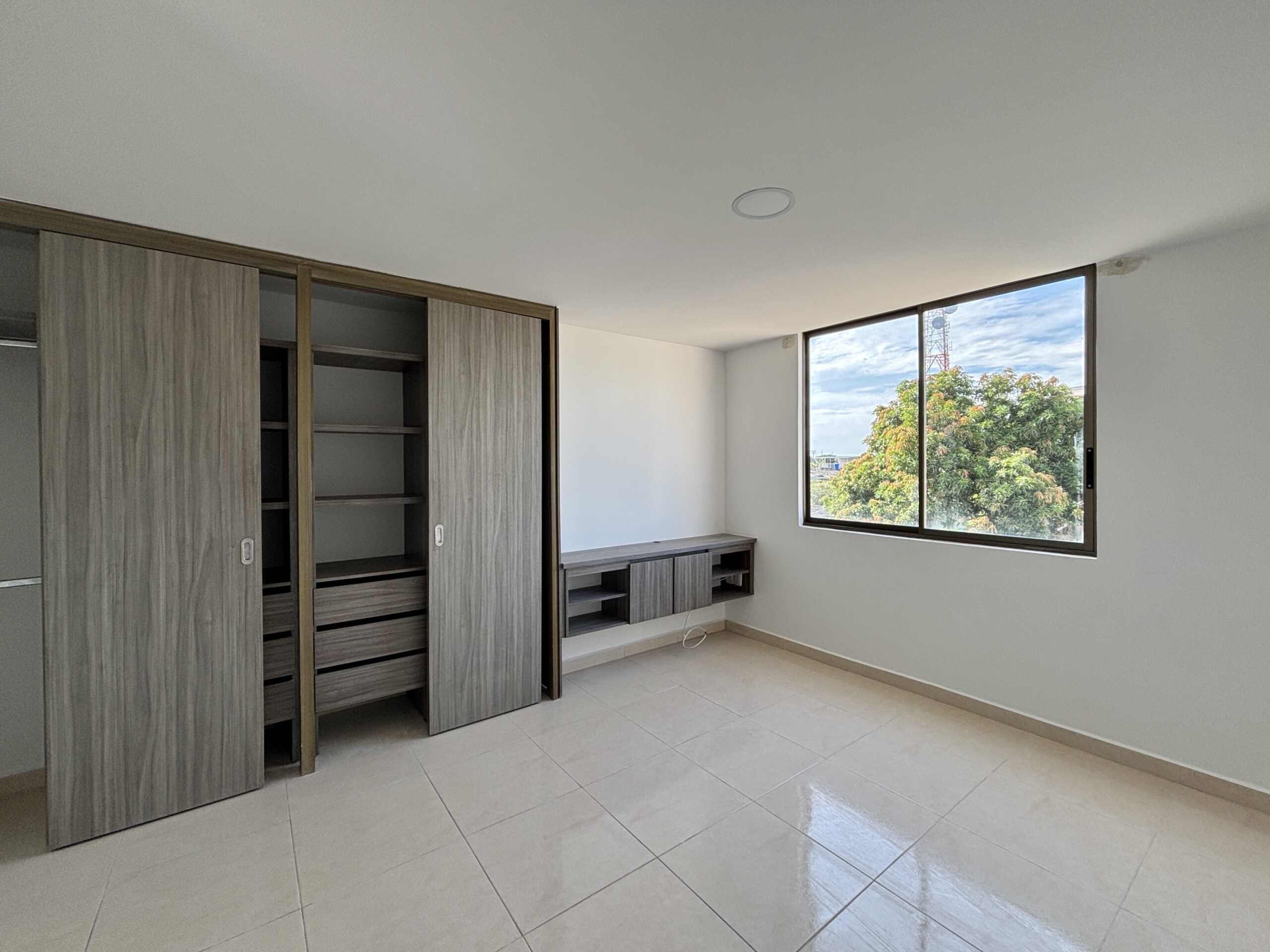 APTO EN ARRIENDO EDIF LIBERTAD CONDOMINIO (301) BARRIO LIBERTAD