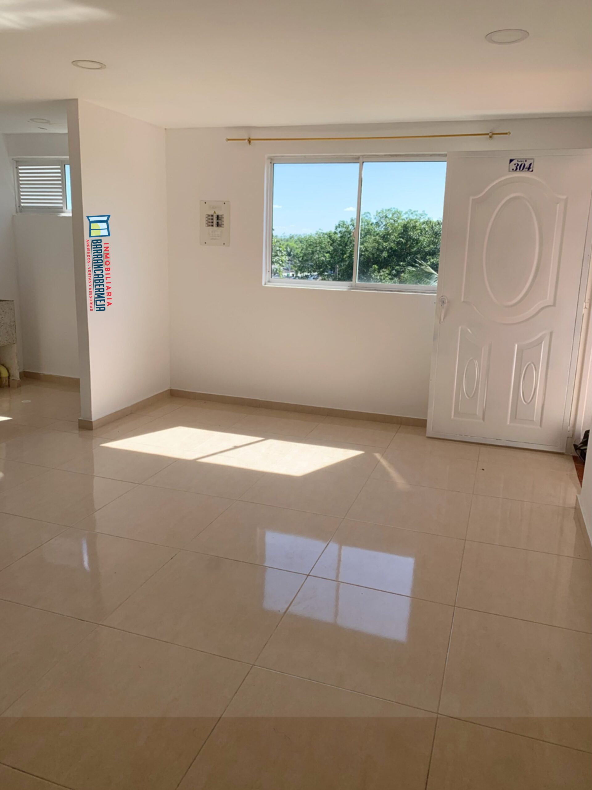 APARTAMENTO EN ARRIENDO