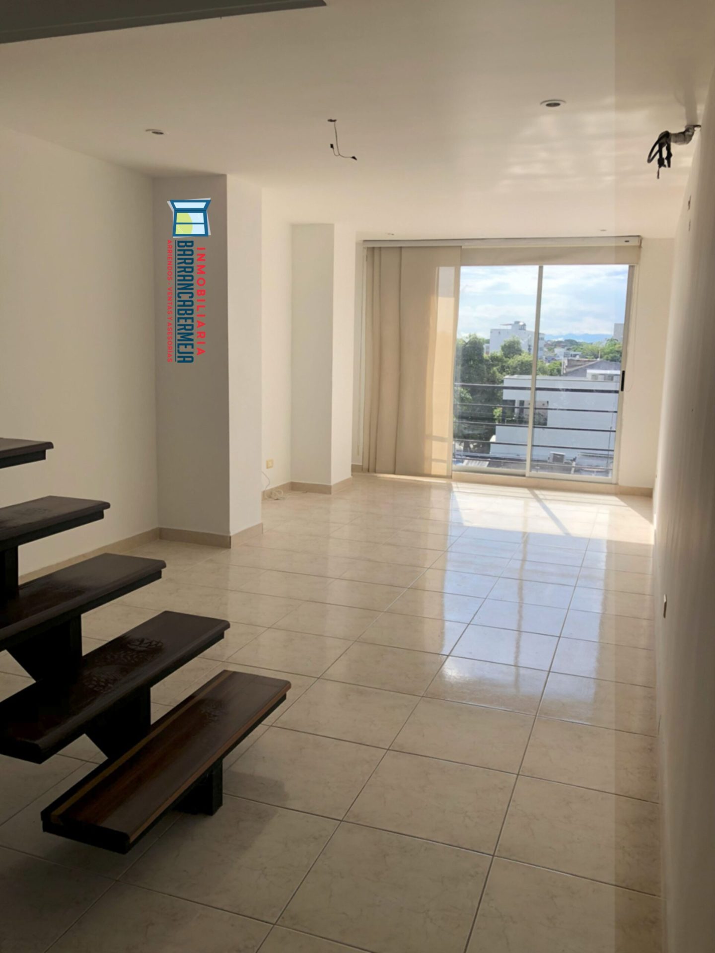 Apartamento en Venta edificio San José, barrio Pueblo Nuevo.
