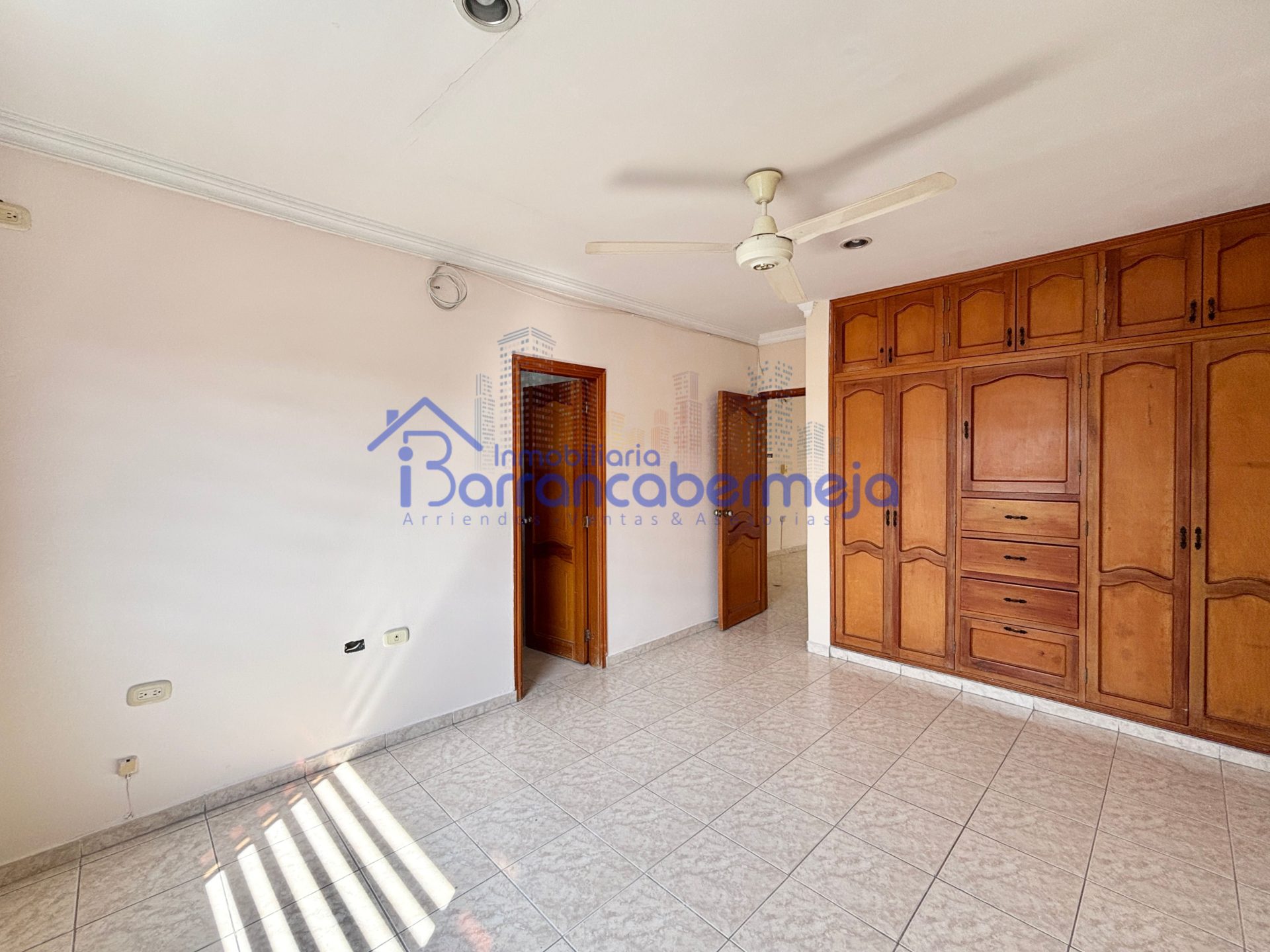 APARTAMENTO EN ARRIENDO BARRIO COLOMBIA